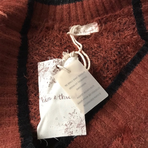 NWT Hem & Thread Eyelash Spotted Sweater - Picture 4 of 7